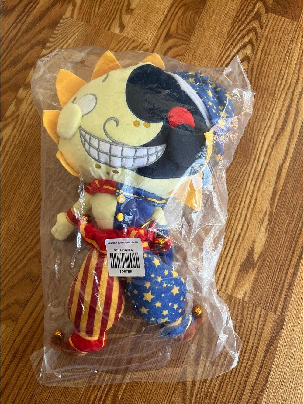 Five Nights At Freddy's Sun And Moon Plush Backpack. New. Hot Topic Exclusive